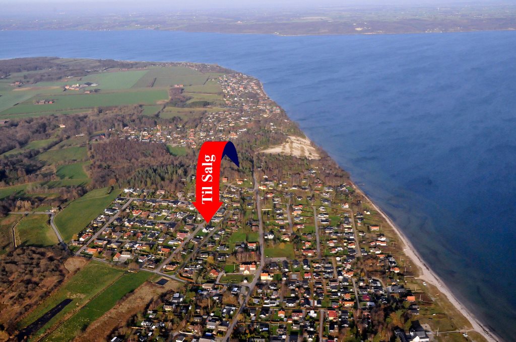 Slåenvej 6, Høll, 7080 Børkop